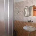 Miedzynarodowe Schronisko Mlodziezowe Ptsm Szarotka *