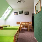 Miedzynarodowe Schronisko Mlodziezowe Ptsm Szarotka Hostal Zakopane