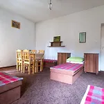 Miedzynarodowe Schronisko Mlodziezowe Ptsm Szarotka * Zakopane