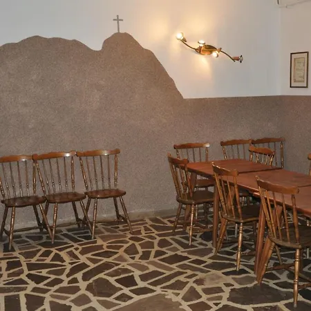 Miedzynarodowe Schronisko Mlodziezowe Ptsm Szarotka * Zakopane