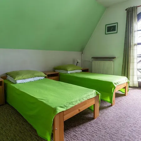 Miedzynarodowe Schronisko Mlodziezowe Ptsm Szarotka Auberge de jeunesse Zakopane