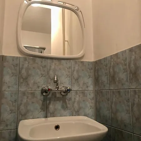 Miedzynarodowe Schronisko Mlodziezowe Ptsm Szarotka 扎科帕内