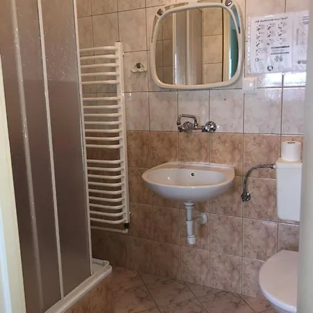 Miedzynarodowe Schronisko Mlodziezowe Ptsm Szarotka Hostel Zakopane