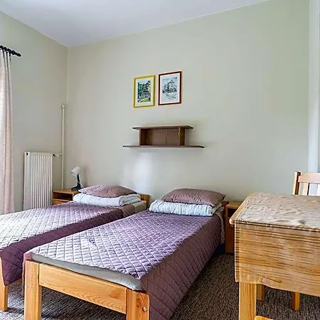 Miedzynarodowe Schronisko Mlodziezowe Ptsm Szarotka Hostal *