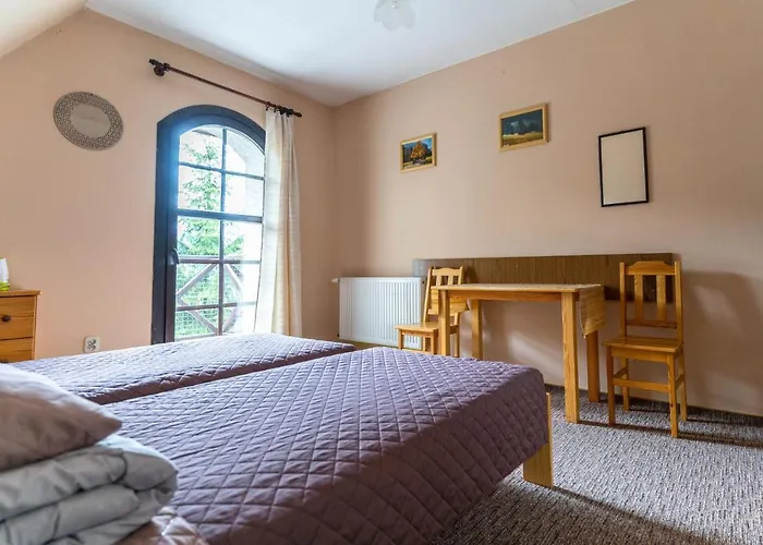 ホステル Miedzynarodowe Schronisko Mlodziezowe Ptsm Szarotka *